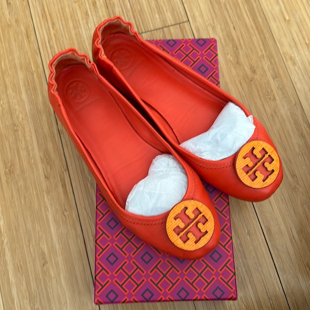 Tory Burch size 7 Minnie Travel Ballet in Orange